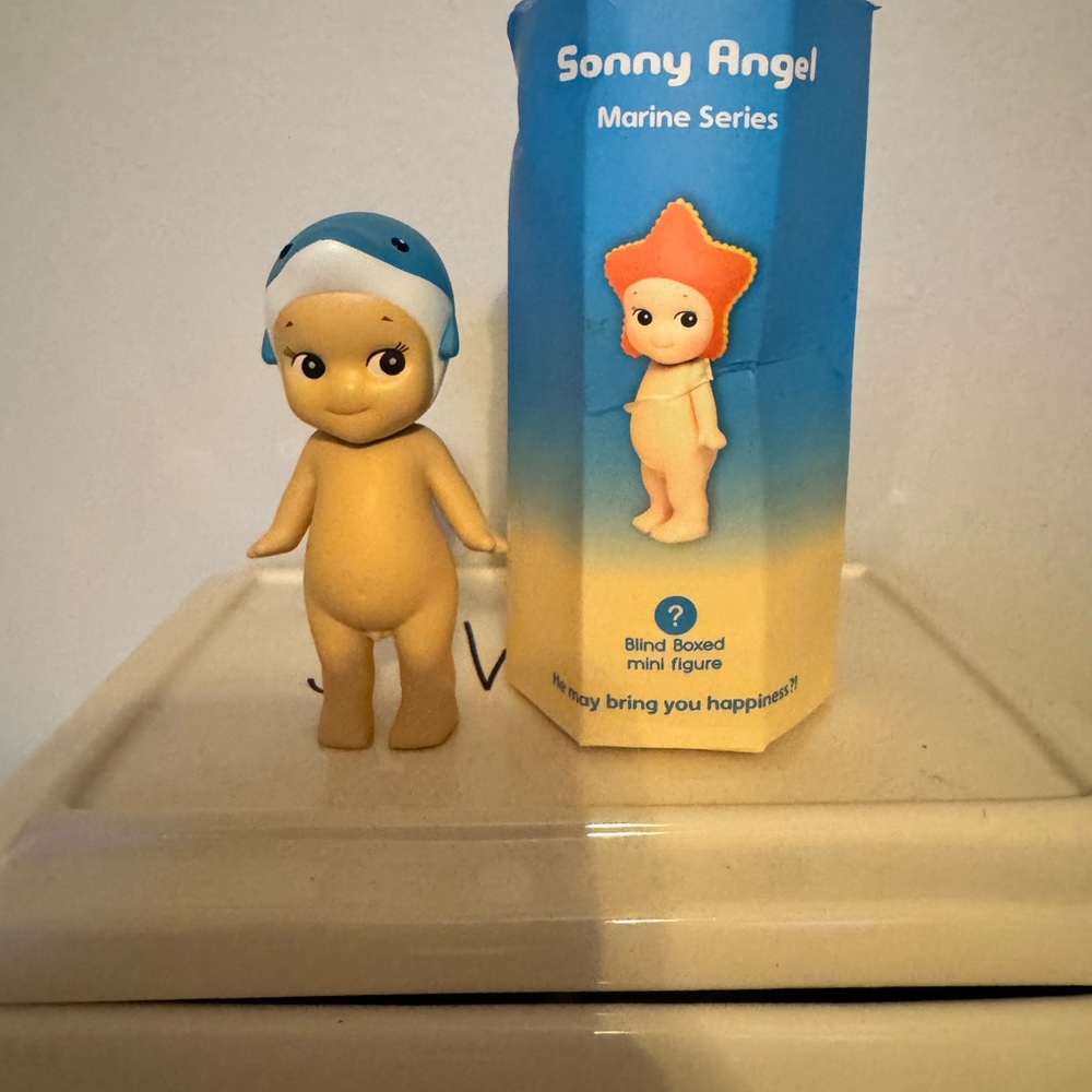 ❌ SOLD ❌ Sonny Angel dolphin 🐬 Marine Series
